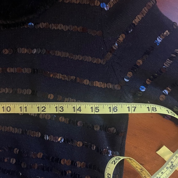 Elana Carello Black Sequin Sweater with Faux Fur Trim Size Small - Picture 7 of 8